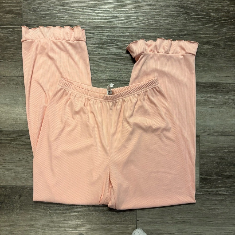 🩰Pink Collared Ruffled Pajamas🩰 - Picture 5 of 7